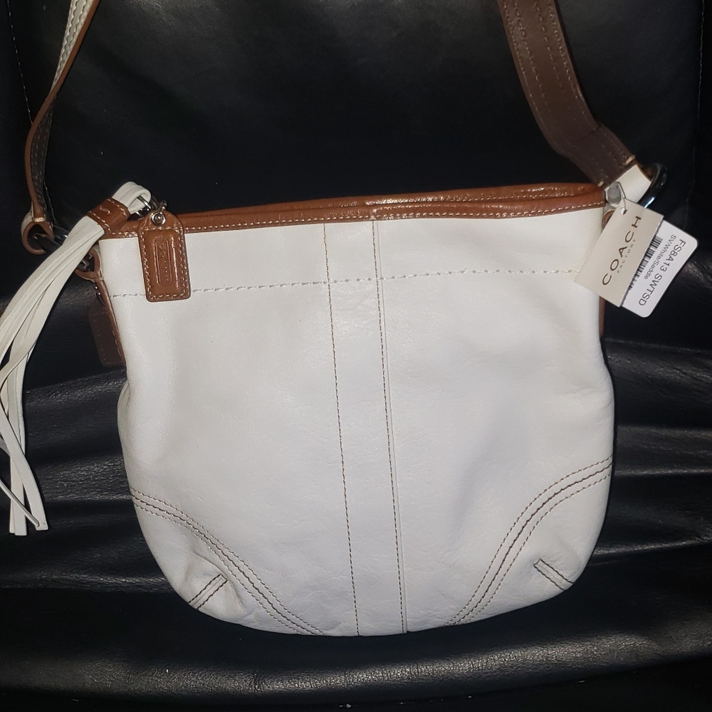 Coach purse - Picture 5 of 5